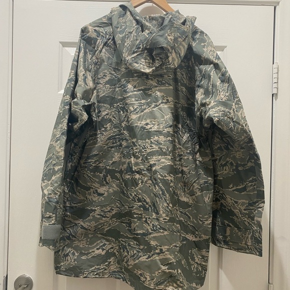 NWT Tactical Gore Tex Camouflage Jacket, S - Picture 2 of 7